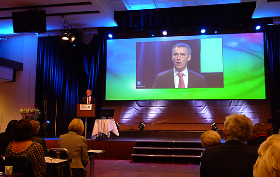 Statsminister Jens Stoltenberg på IA-konferansen. (Foto TH)